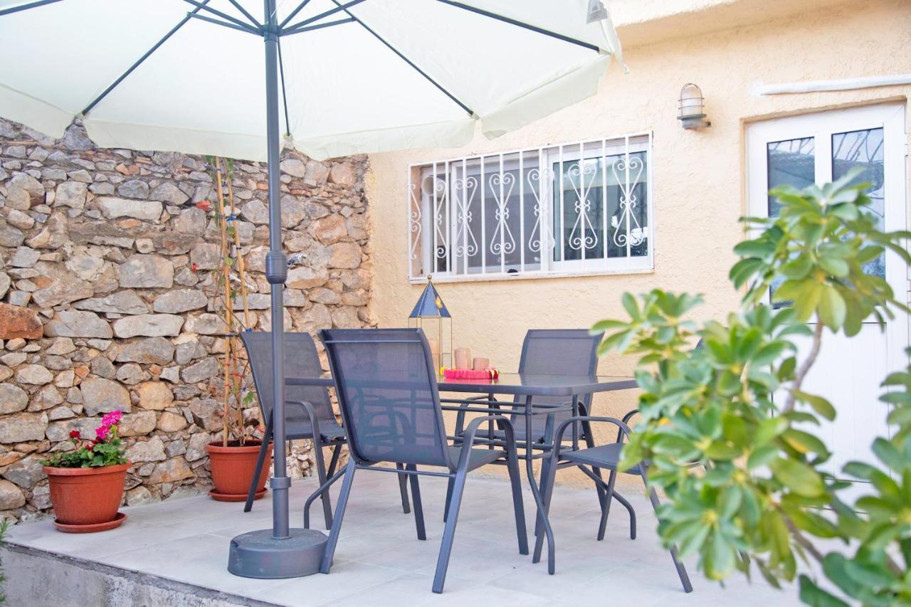 Areopolis Art Apartment Exterior photo